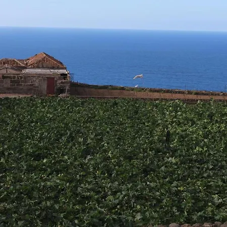 Cosy With Panoramic Views In Icod De Vinos - 70m²