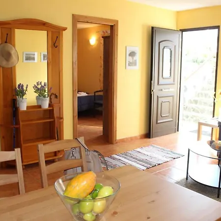シャレー Cosy With Panoramic Views In Icod De Vinos - 70m²